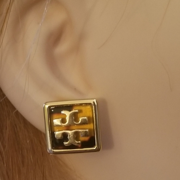 Tory Burch Earrings on Card - Picture 2 of 5